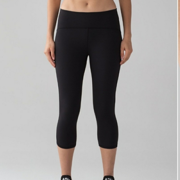 lululemon athletica Pants - NEW Lululemon Train Times Crop Size 4 Black